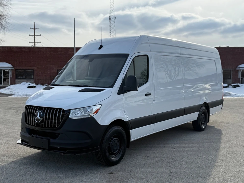 2019 Mercedes-Benz VS30 Sprinter - Image 2 of 19