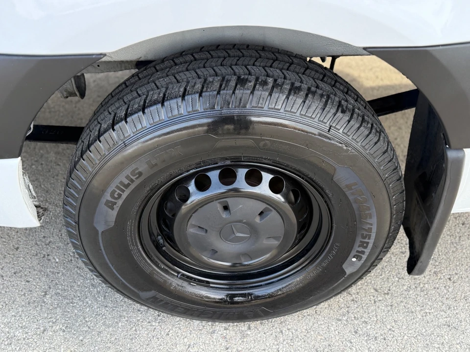 2019 Mercedes-Benz VS30 Sprinter - Image 17 of 19