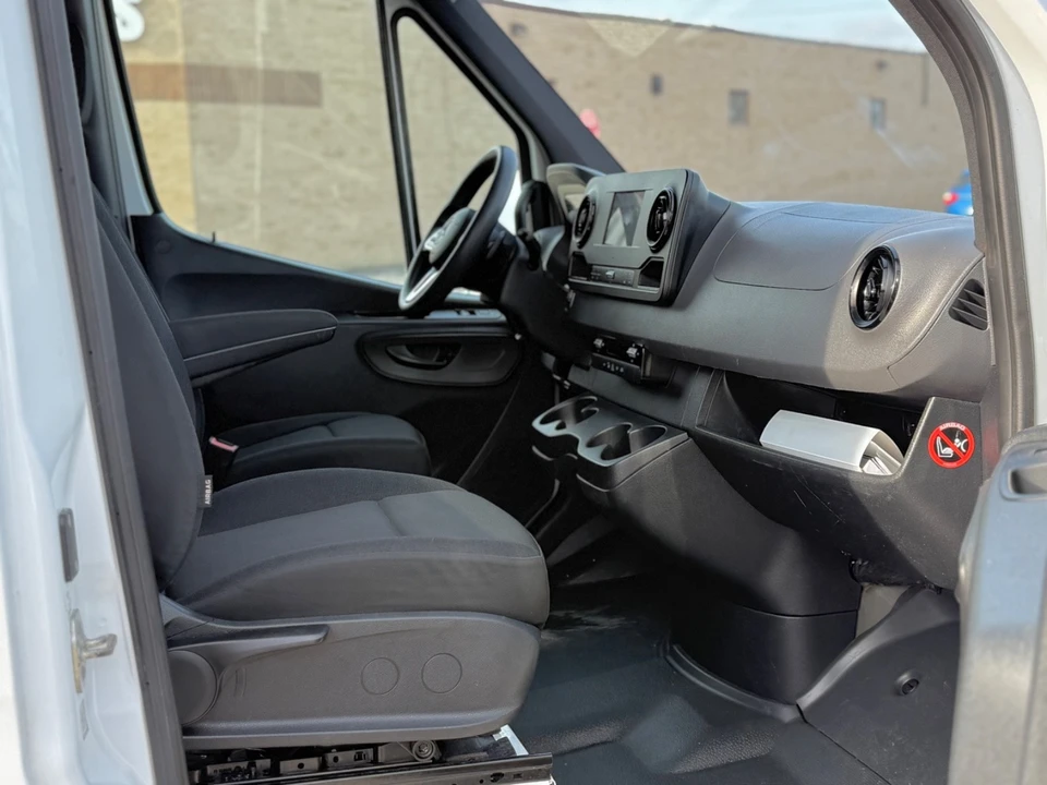 2019 Mercedes-Benz VS30 Sprinter - Image 15 of 19