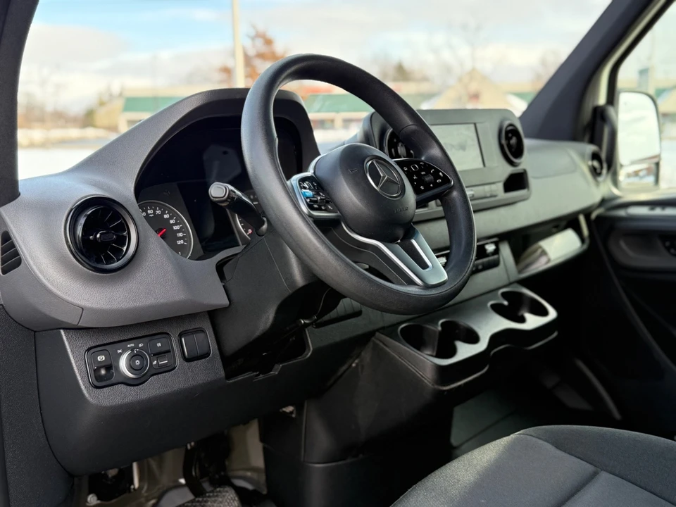 2019 Mercedes-Benz VS30 Sprinter - Image 10 of 19