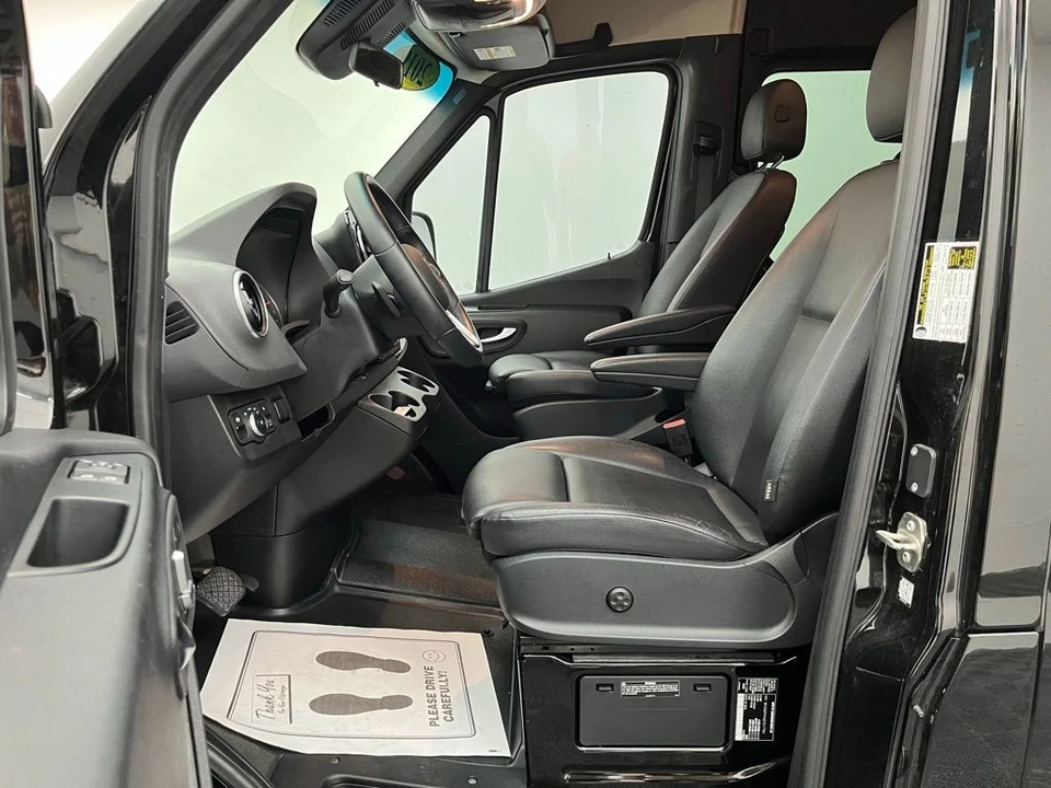 2019 Mercedes-Benz VS30 Sprinter - Image 17 of 21