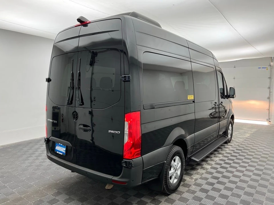 2019 Mercedes-Benz VS30 Sprinter - Image 8 of 21