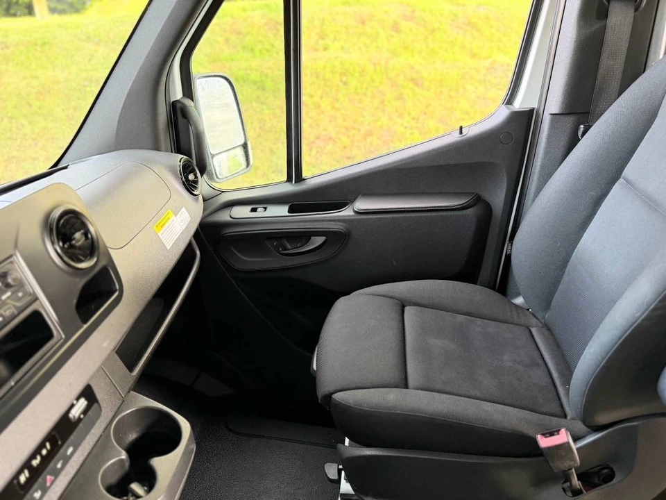 2019 Mercedes-Benz VS30 Sprinter - Image 23 of 24