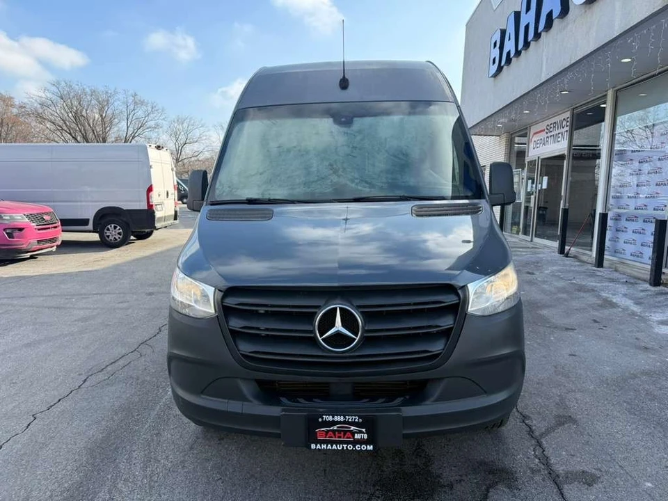2019 Mercedes-Benz VS30 Sprinter - Image 2 of 21