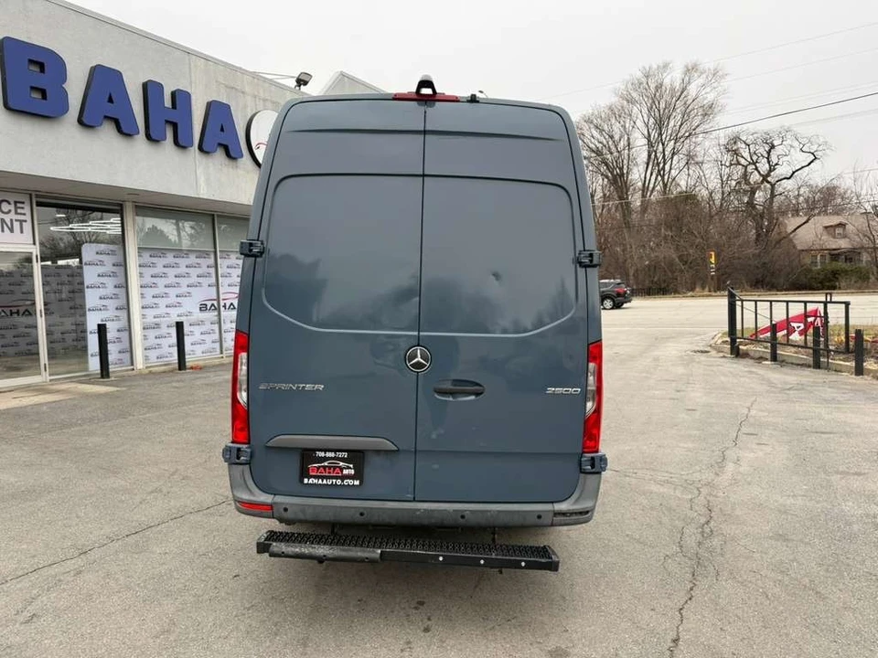 2019 Mercedes-Benz VS30 Sprinter - Image 6 of 31