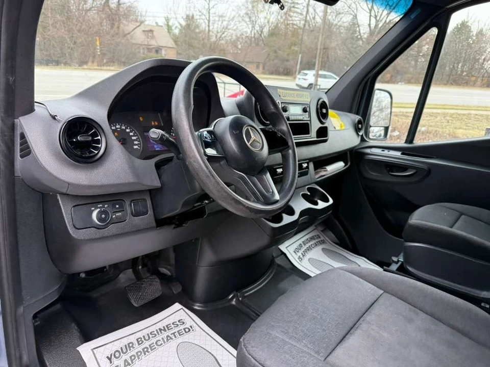 2019 Mercedes-Benz VS30 Sprinter - Image 23 of 31