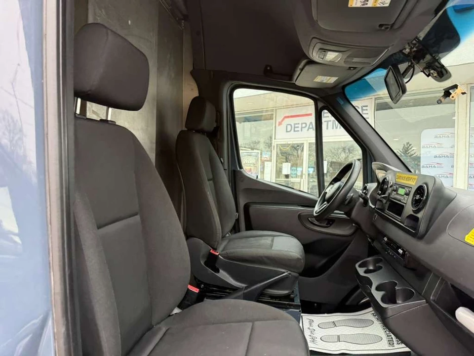 2019 Mercedes-Benz VS30 Sprinter - Image 27 of 31