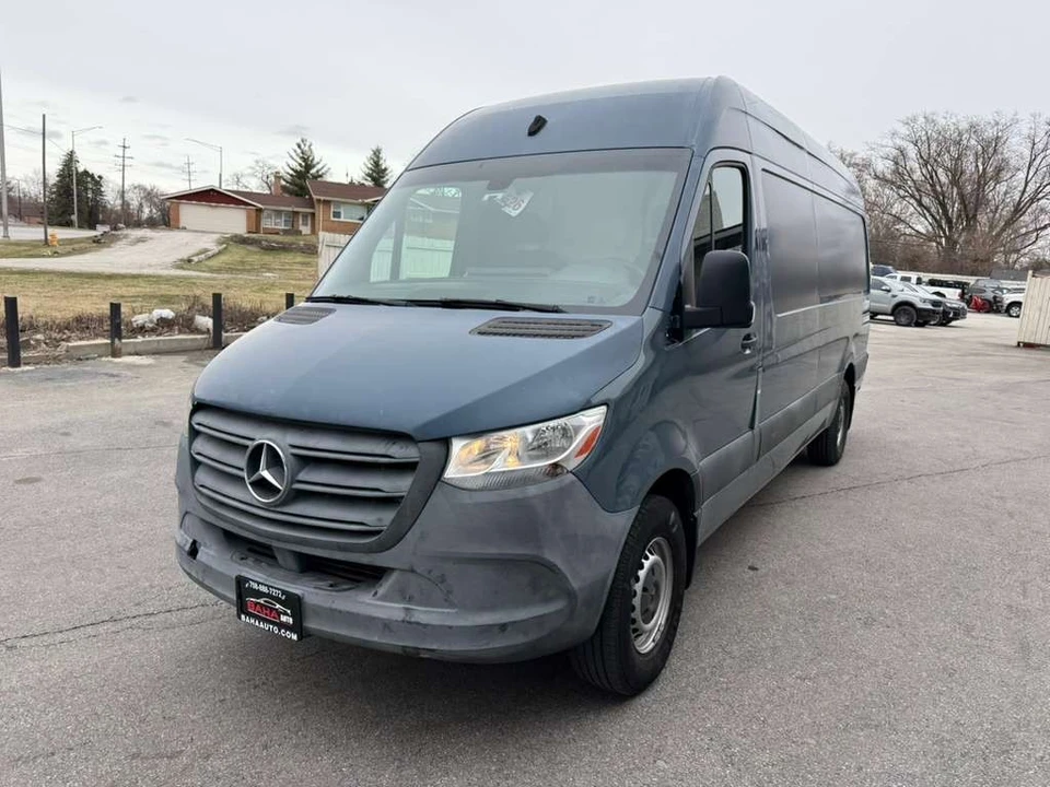 2019 Mercedes-Benz VS30 Sprinter - Image 2 of 31