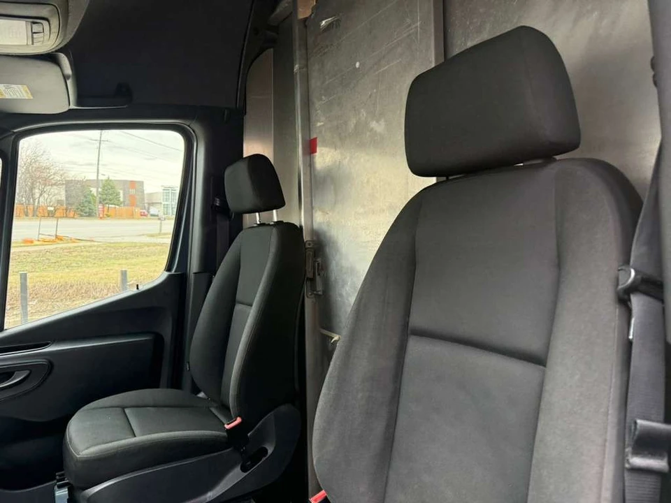 2019 Mercedes-Benz VS30 Sprinter - Image 20 of 31