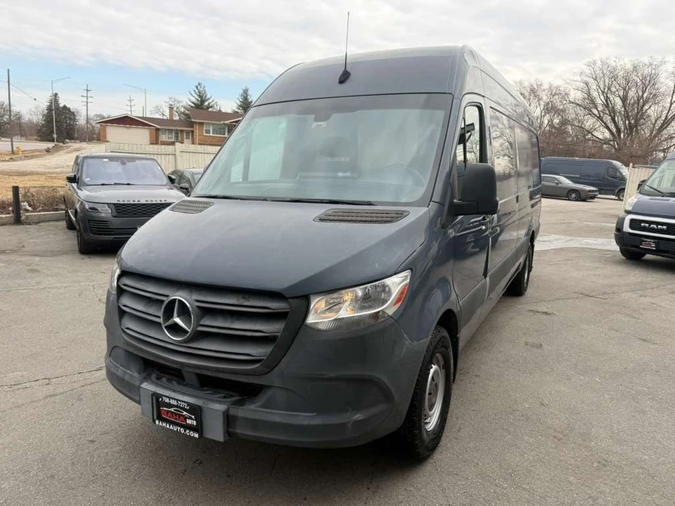 2019 Mercedes-Benz VS30 Sprinter - Image 2 of 21