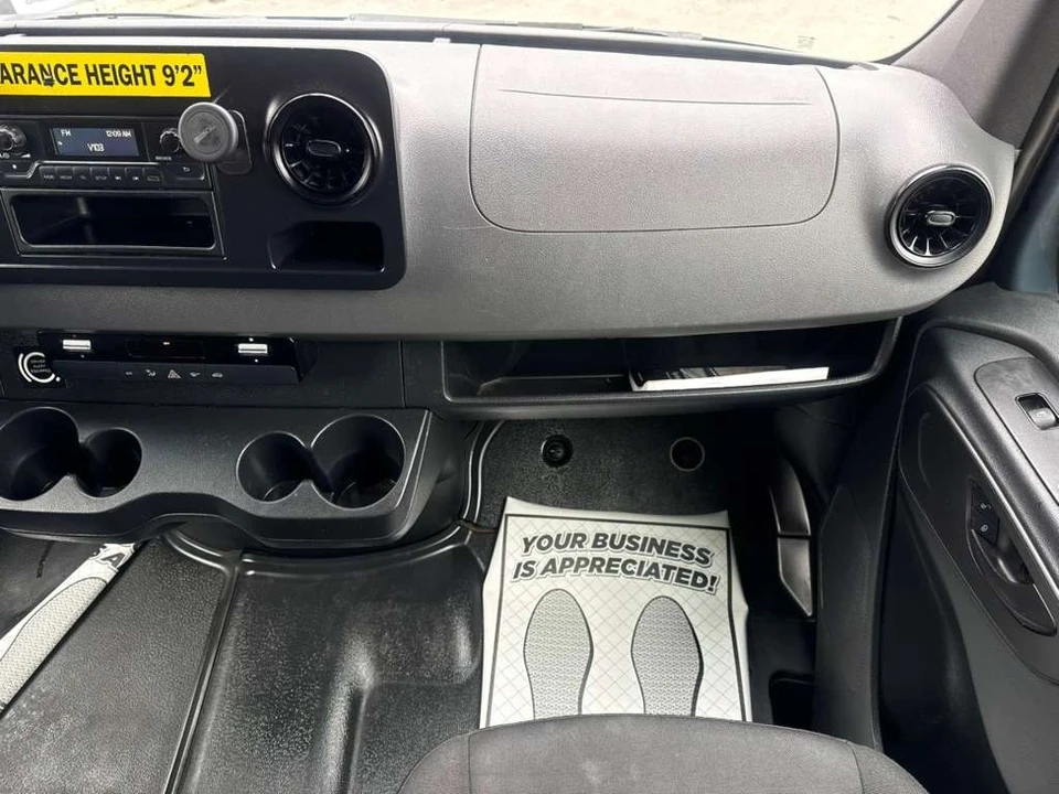2019 Mercedes-Benz VS30 Sprinter - Image 14 of 21