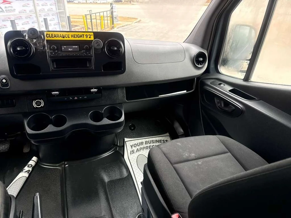2019 Mercedes-Benz VS30 Sprinter - Image 16 of 21