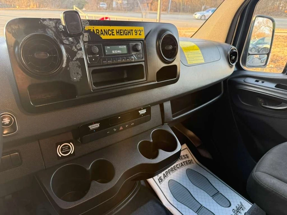 2019 Mercedes-Benz VS30 Sprinter - Image 11 of 21