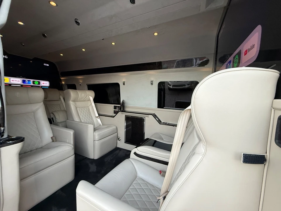 2019 Mercedes-Benz VS30 Sprinter - Image 10 of 21