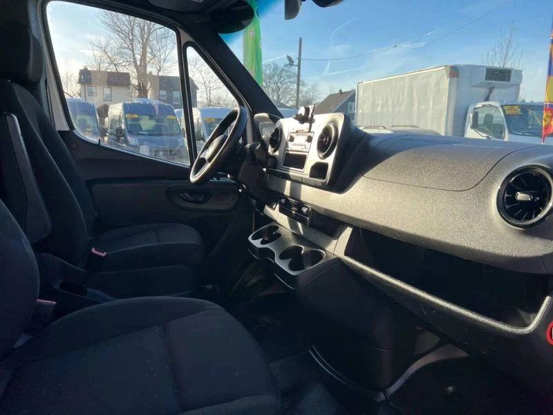 2019 Mercedes-Benz VS30 Sprinter - Image 12 of 12