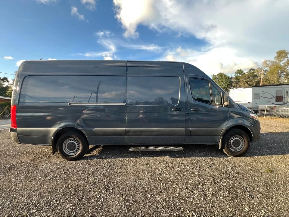 2019 Mercedes-Benz VS30 Sprinter - Image 3 of 20