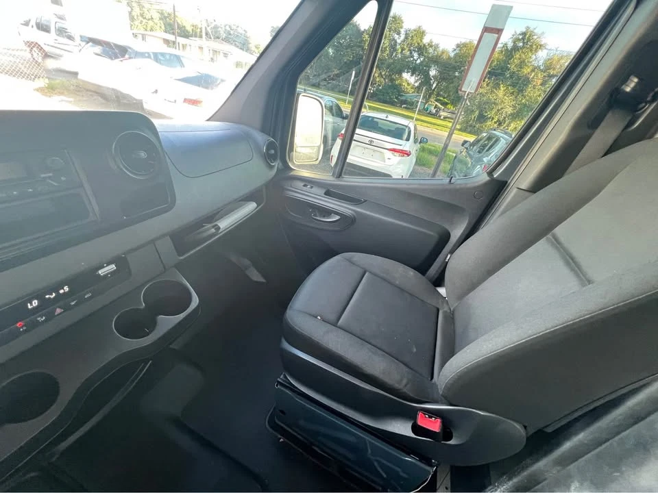 2019 Mercedes-Benz VS30 Sprinter - Image 17 of 20