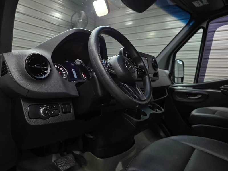 2019 Mercedes-Benz VS30 Sprinter - Image 14 of 20