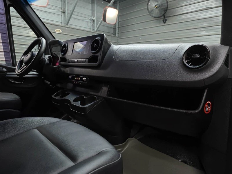 2019 Mercedes-Benz VS30 Sprinter - Image 15 of 20