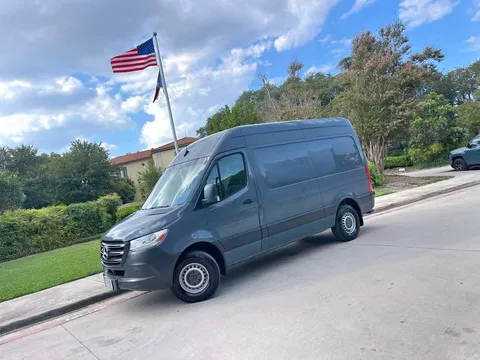 2019 Mercedes-Benz Sprinter 2500 Cargo Standard Roof V6 144" RWD