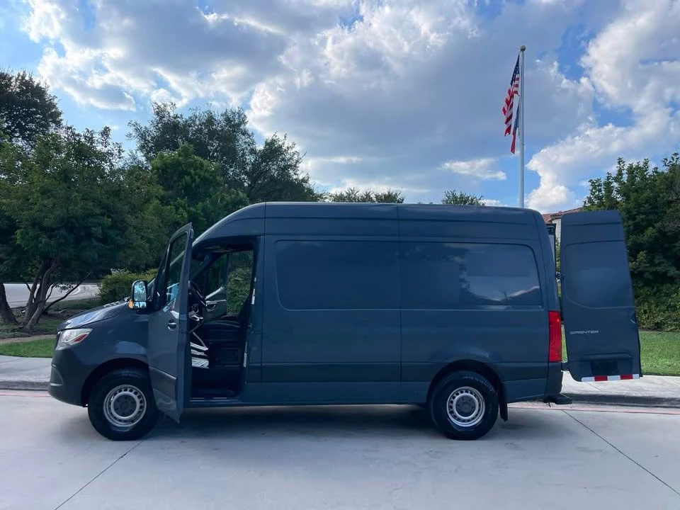 2019 Mercedes-Benz VS30 Sprinter - Image 9 of 20