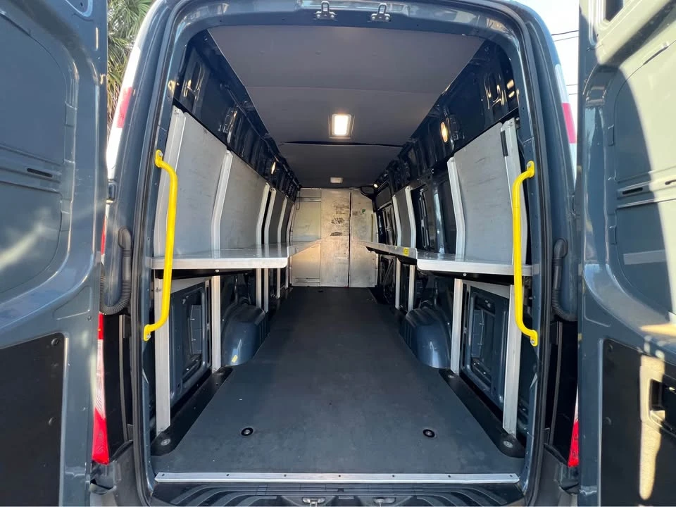 2019 Mercedes-Benz VS30 Sprinter - Image 9 of 20