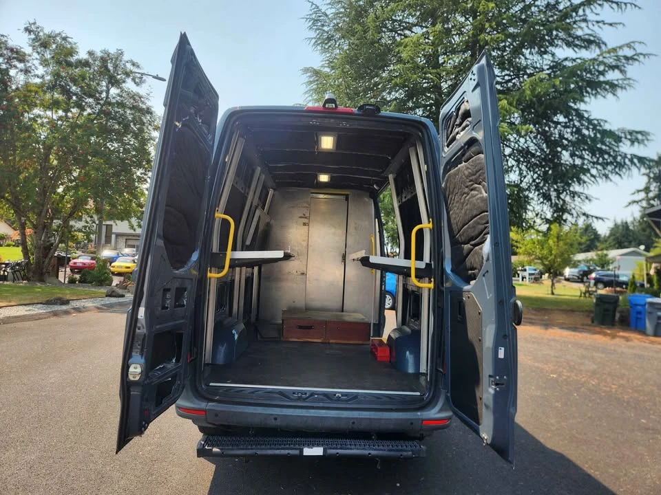2019 Mercedes-Benz VS30 Sprinter - Image 4 of 6