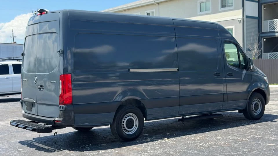 2019 Mercedes-Benz VS30 Sprinter - Image 10 of 20