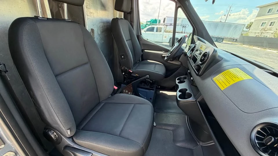 2019 Mercedes-Benz VS30 Sprinter - Image 18 of 20