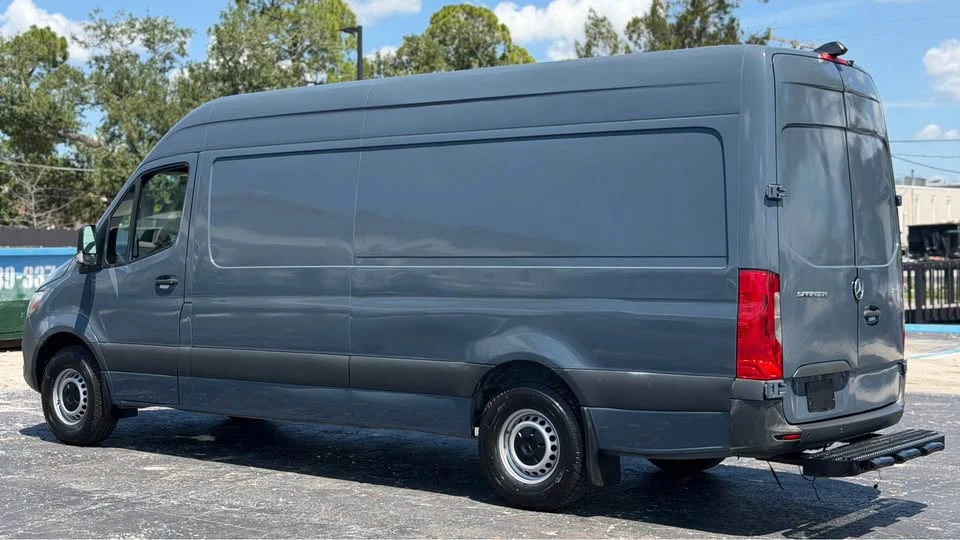 2019 Mercedes-Benz VS30 Sprinter - Image 4 of 20