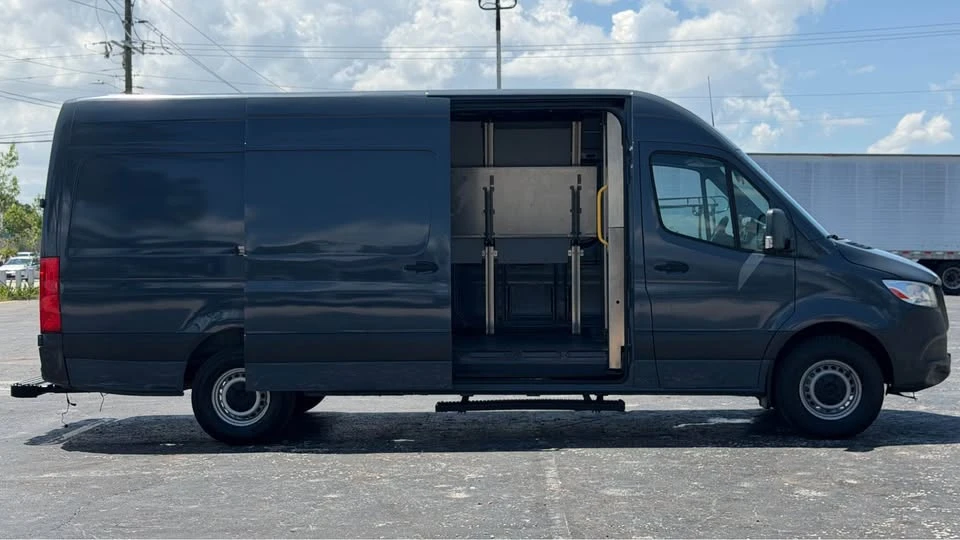 2019 Mercedes-Benz VS30 Sprinter - Image 12 of 20