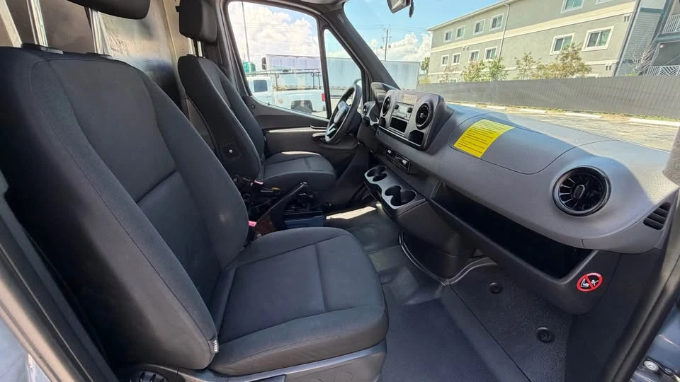 2019 Mercedes-Benz VS30 Sprinter - Image 17 of 20