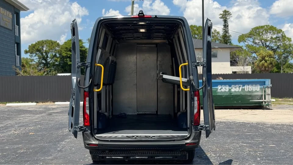 2019 Mercedes-Benz VS30 Sprinter - Image 6 of 20