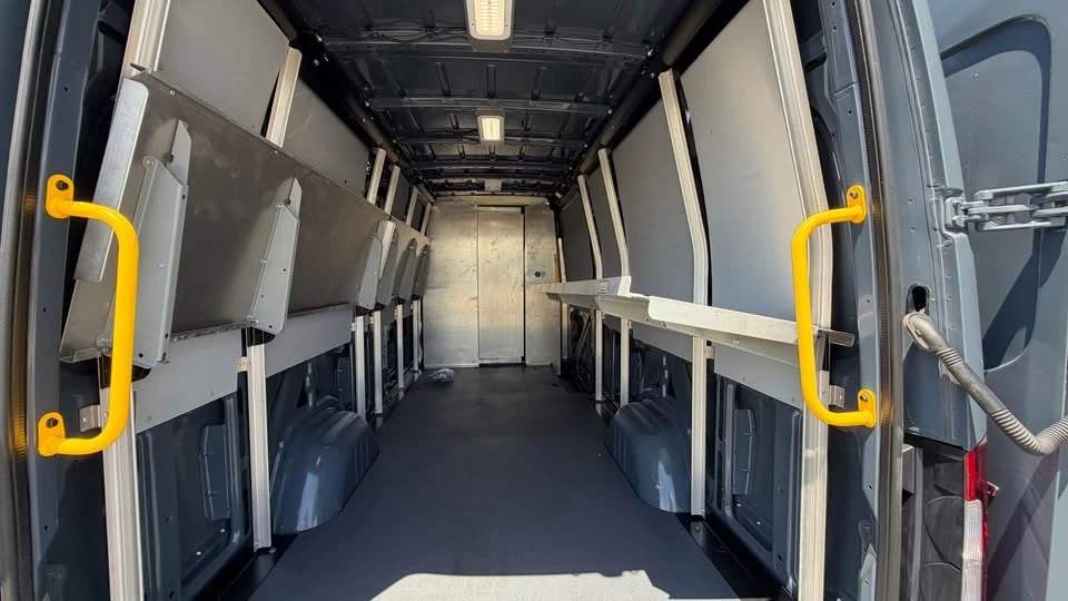 2019 Mercedes-Benz VS30 Sprinter - Image 7 of 20