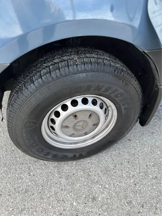 2019 Mercedes-Benz VS30 Sprinter - Image 17 of 19