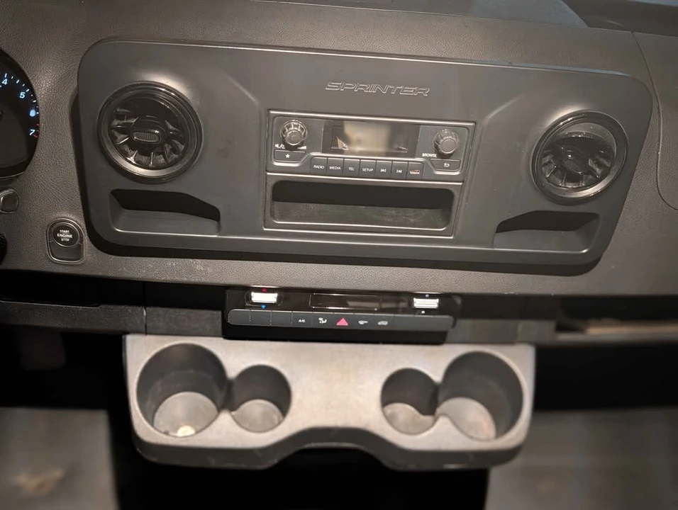 2019 Mercedes-Benz VS30 Sprinter - Image 11 of 14