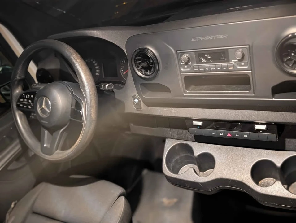 2019 Mercedes-Benz VS30 Sprinter - Image 13 of 14