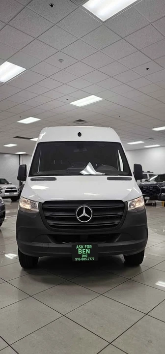2019 Mercedes-Benz VS30 Sprinter - Image 2 of 16