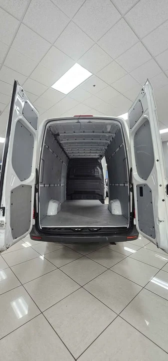 2019 Mercedes-Benz VS30 Sprinter - Image 14 of 16