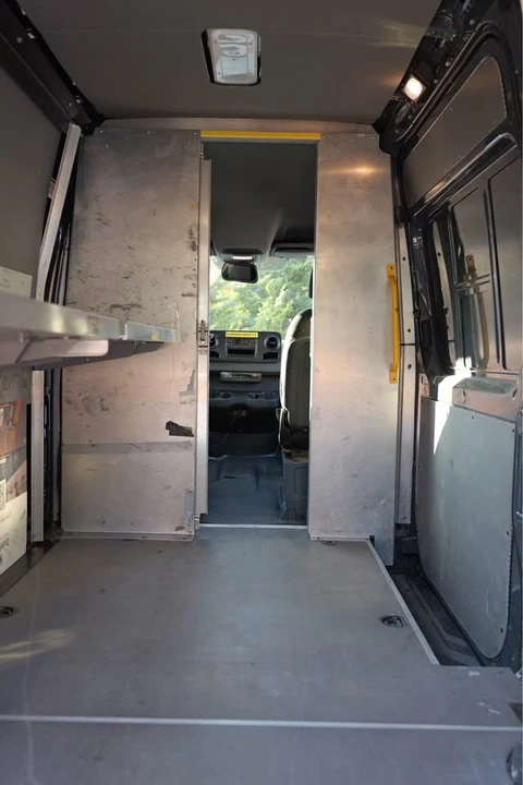 2019 Mercedes-Benz VS30 Sprinter - Image 9 of 14