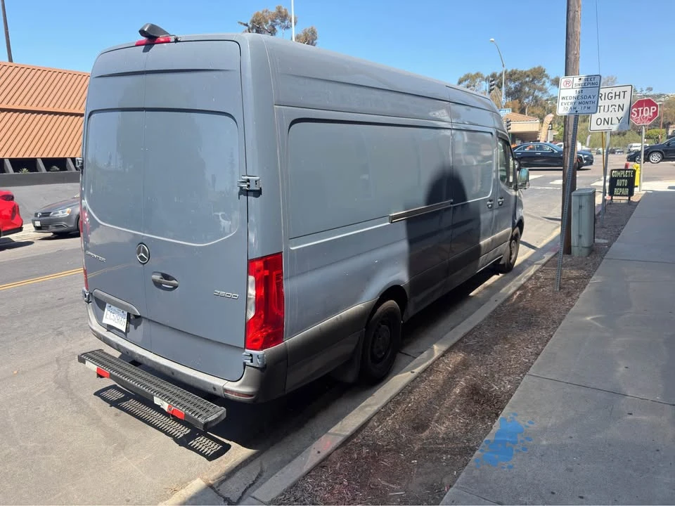 2019 Mercedes-Benz VS30 Sprinter - Image 3 of 15