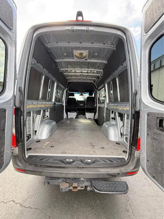 2019 Mercedes-Benz VS30 Sprinter - Image 19 of 20