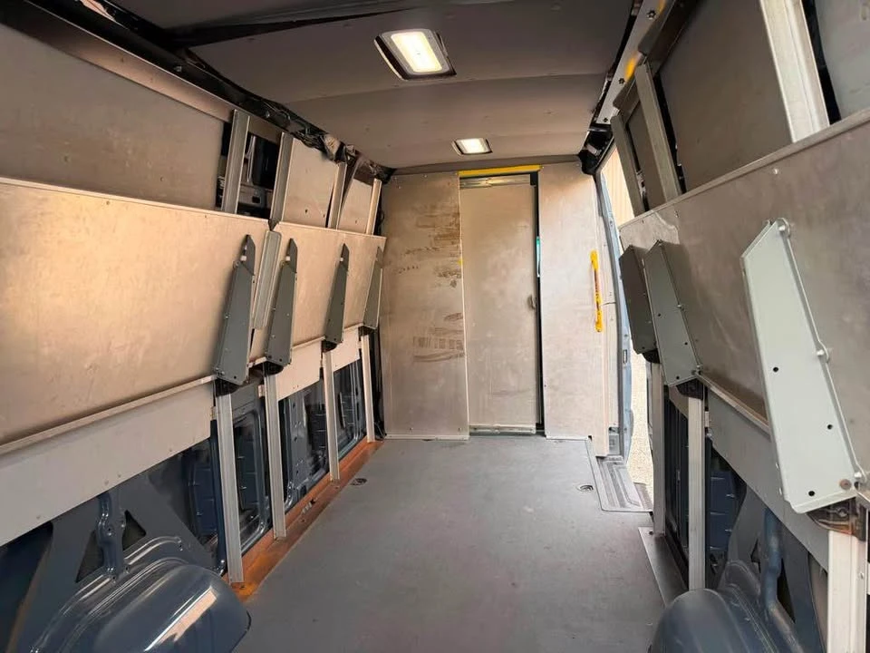 2019 Mercedes-Benz VS30 Sprinter - Image 8 of 8