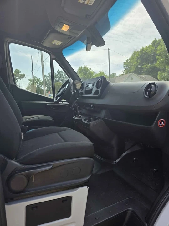 2019 Mercedes-Benz VS30 Sprinter - Image 7 of 11