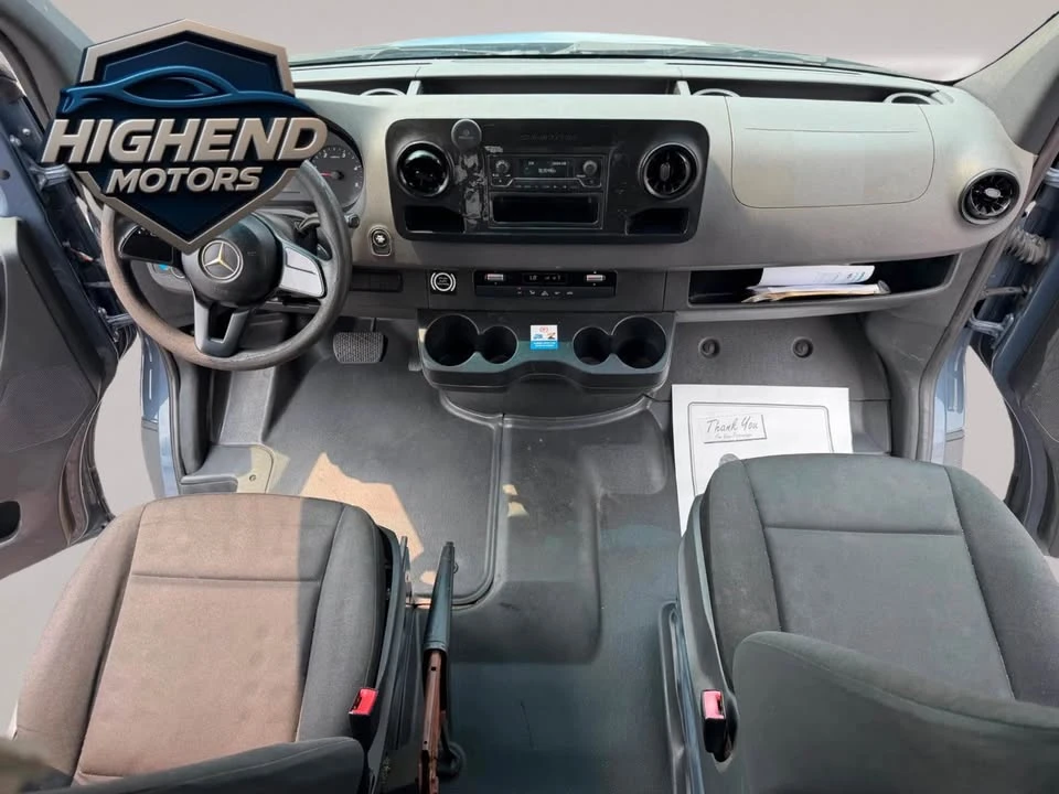 2019 Mercedes-Benz VS30 Sprinter - Image 9 of 10