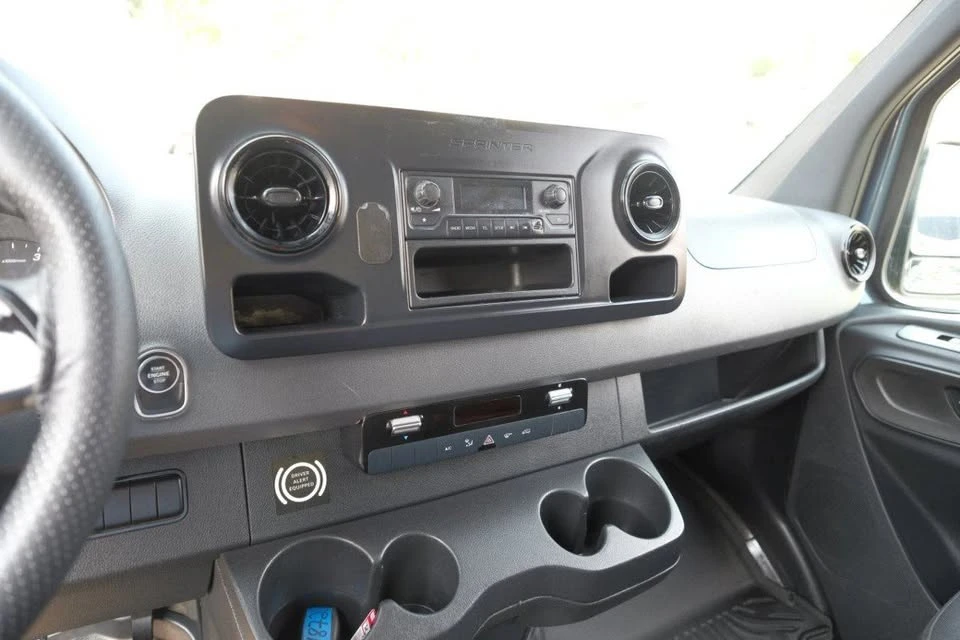 2019 Mercedes-Benz VS30 Sprinter - Image 14 of 20