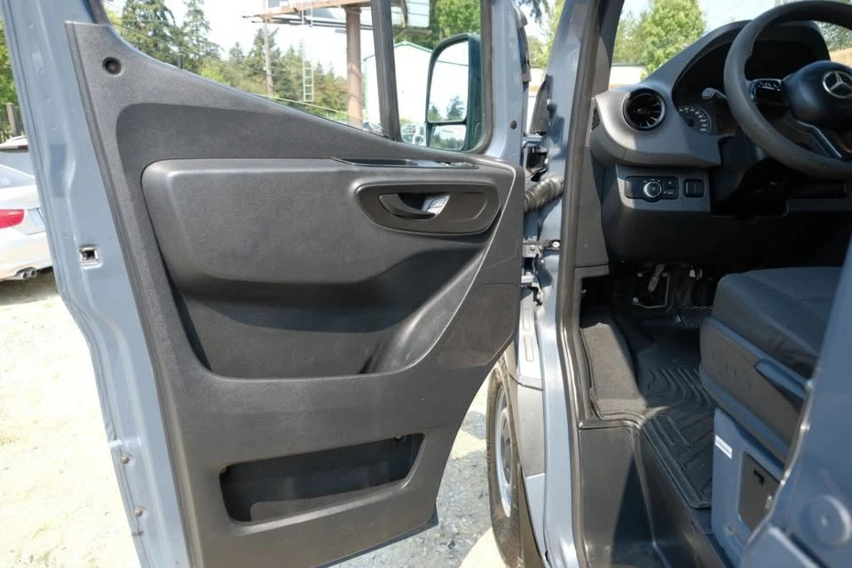 2019 Mercedes-Benz VS30 Sprinter - Image 7 of 19
