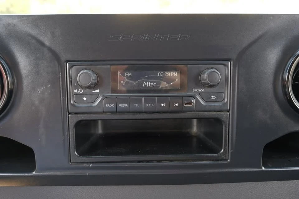 2019 Mercedes-Benz VS30 Sprinter - Image 17 of 19