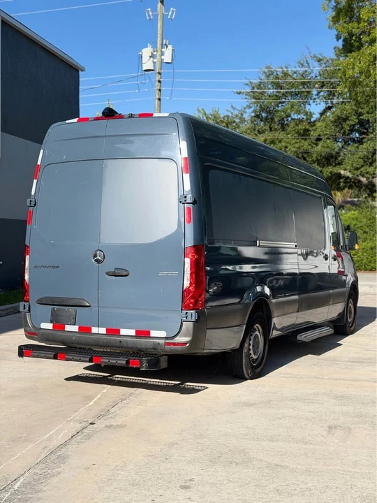 2019 Mercedes-Benz VS30 Sprinter - Image 3 of 9