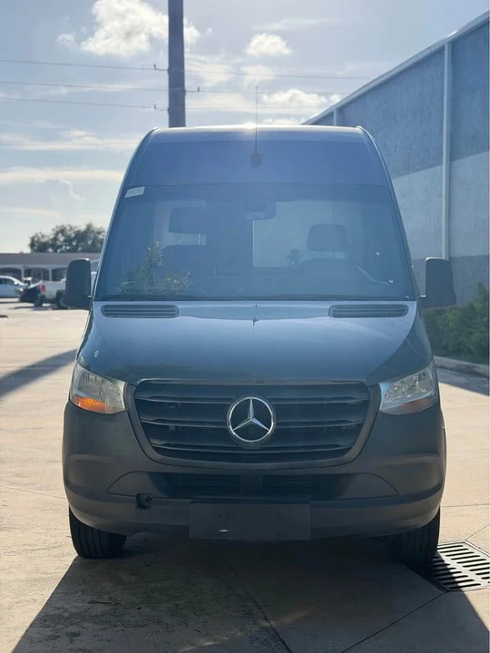 2019 Mercedes-Benz VS30 Sprinter - Image 2 of 9